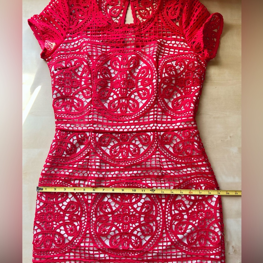 Red Lace Illusion Mini Sheath Dress Size 8 Date Night Wedding guest, Cocktail - Picture 7 of 11